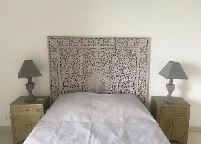 ヴィラ Marina Di Fiori By Pinarello Services *