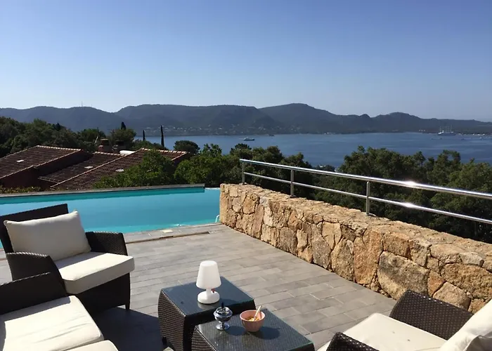 Marina Di Fiori By Pinarello Services ヴィラ